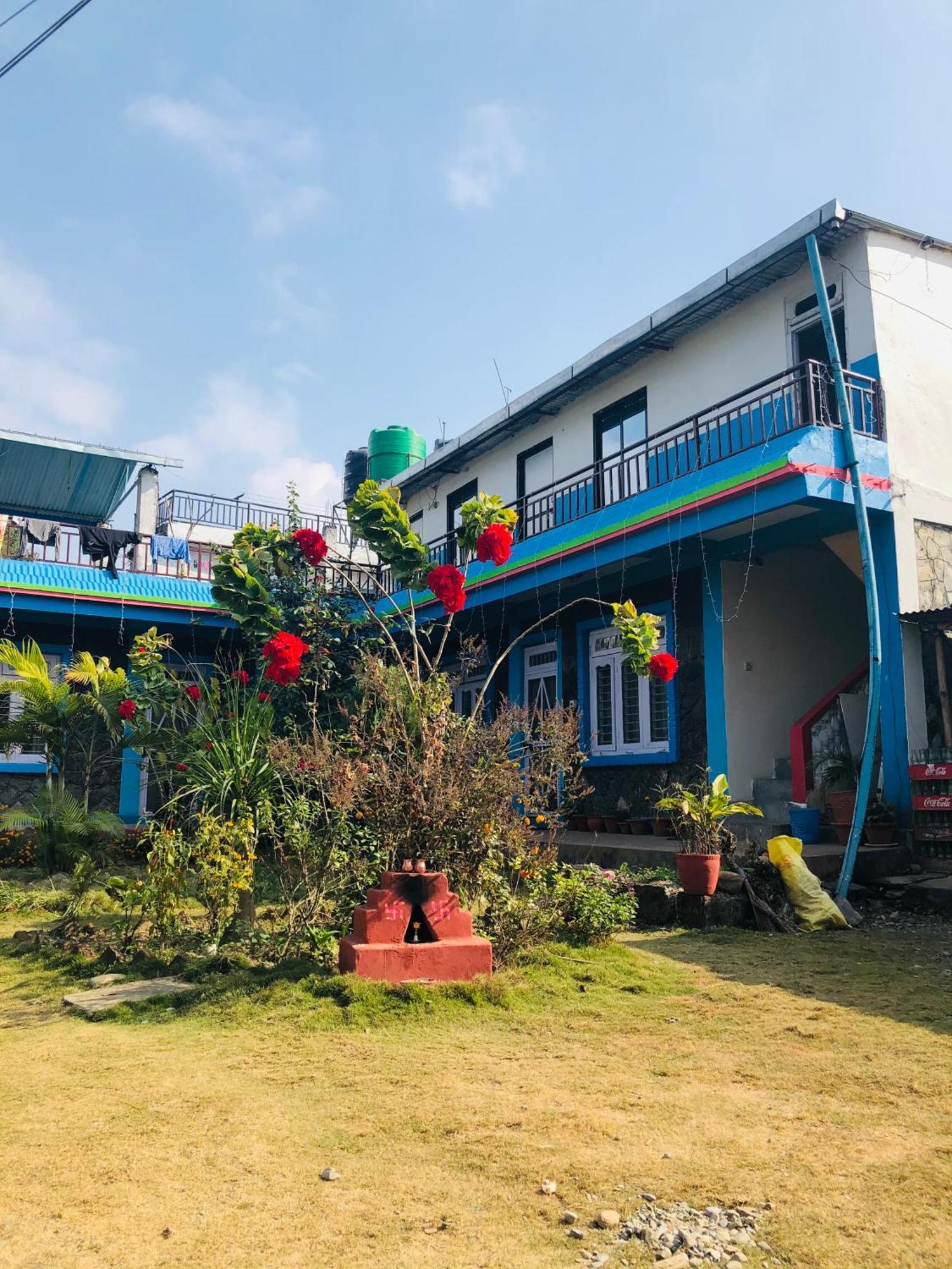 Robins Nest Hotel & Restaurant Deorali Exterior photo